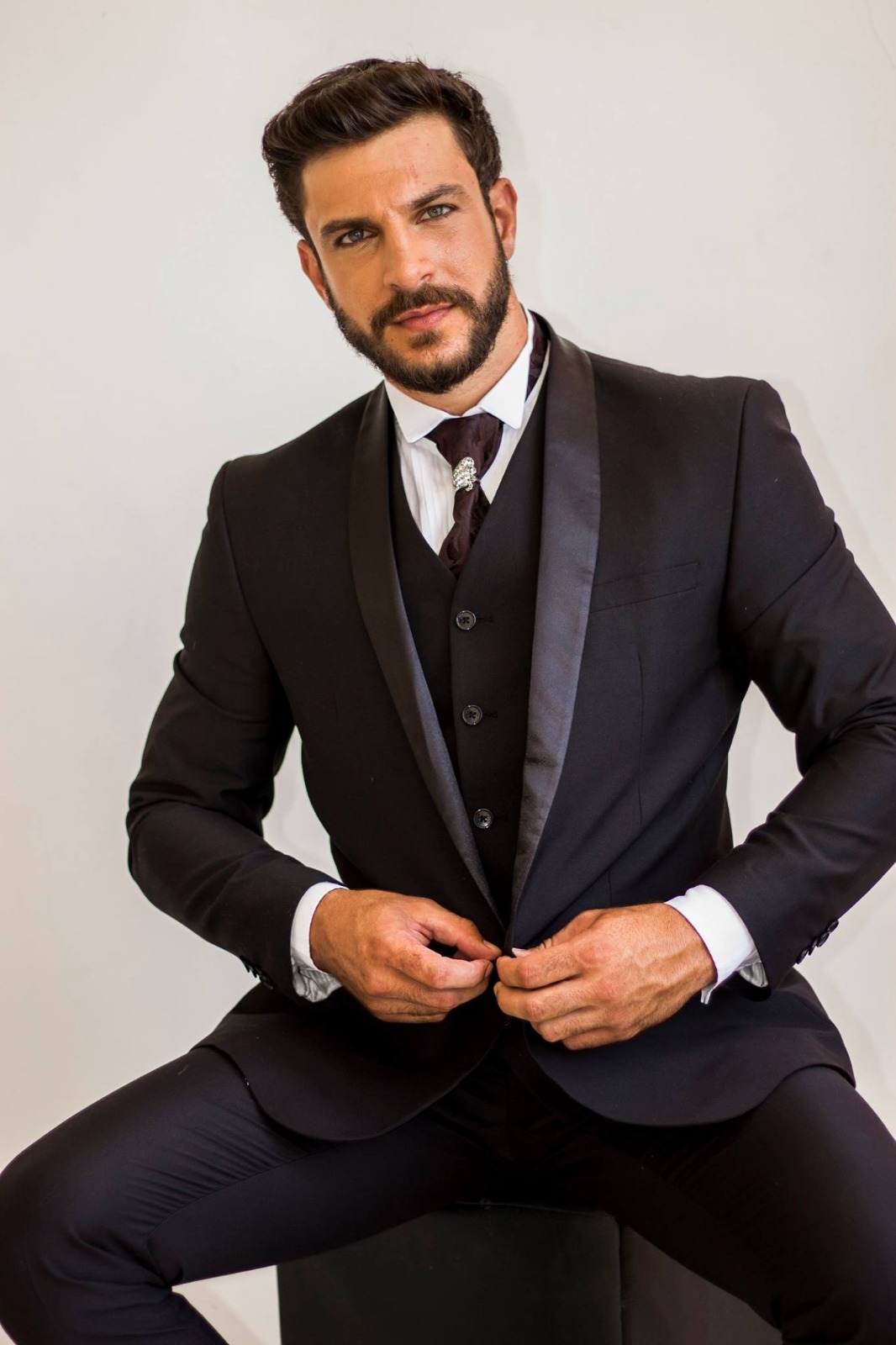 Padrinhos com ternos combinando